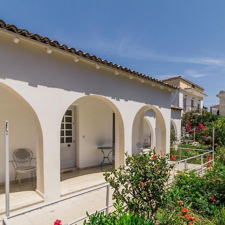 Lena Kassiopi Apartments Экстерьер фото